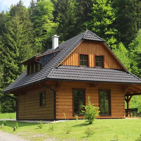 Drevenice V Brodske Nový Hrozenkov Exterior foto